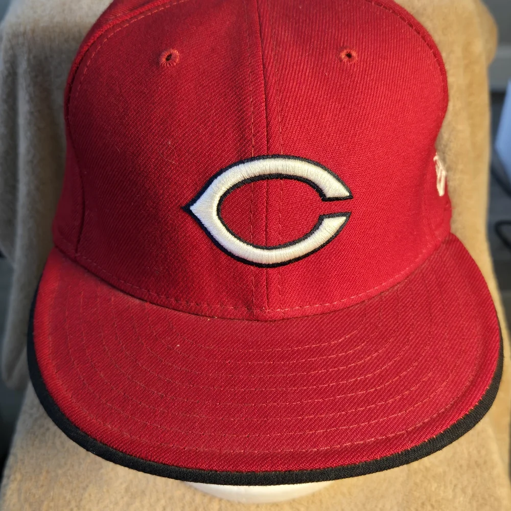 Cincinnati Reds Red MLB Fitted Baseball Cap - Picture 3 of 7